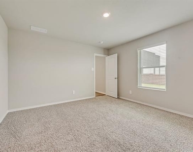 229 Cal Ford Drive - Photo Thumbnail 16