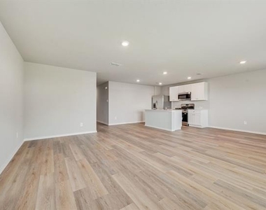 229 Cal Ford Drive - Photo Thumbnail 5
