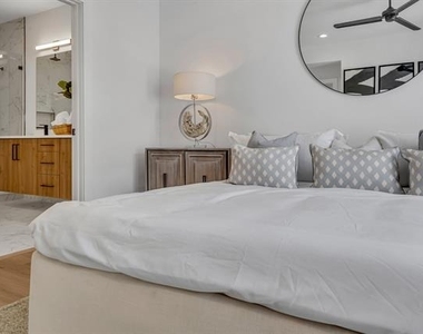 3612 San Jacinto - Photo Thumbnail 23