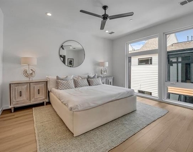 3612 San Jacinto - Photo Thumbnail 25