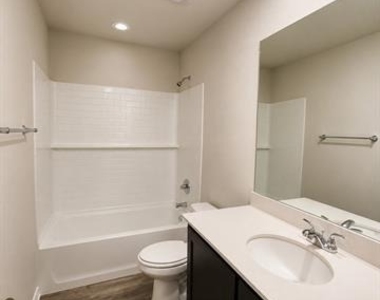 538 Concho Street - Photo Thumbnail 24