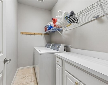 15 Stonebriar Court - Photo Thumbnail 17
