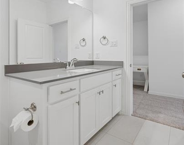 4532 Tripp Street - Photo Thumbnail 18