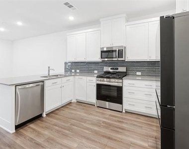 4532 Tripp Street - Photo Thumbnail 7
