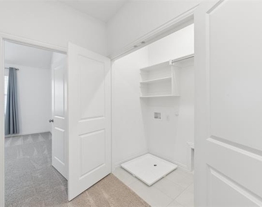 4532 Tripp Street - Photo Thumbnail 10