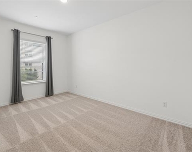 4532 Tripp Street - Photo Thumbnail 17