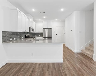 4532 Tripp Street - Photo Thumbnail 5
