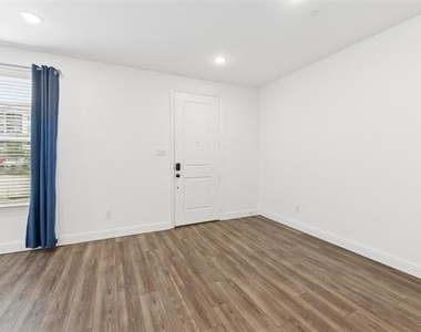4532 Tripp Street - Photo Thumbnail 2