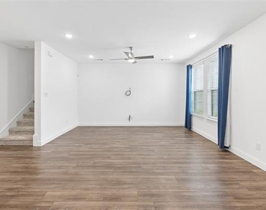 4532 Tripp Street - Photo Thumbnail 4