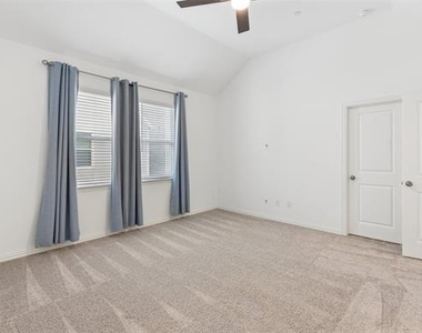 4532 Tripp Street - Photo Thumbnail 12