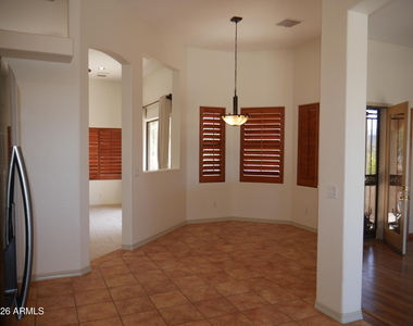 39410 N 26th Street - Photo Thumbnail 8