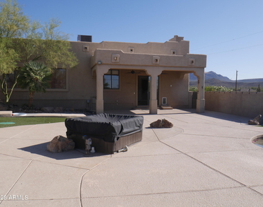 39410 N 26th Street - Photo Thumbnail 17