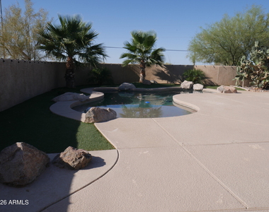 39410 N 26th Street - Photo Thumbnail 14