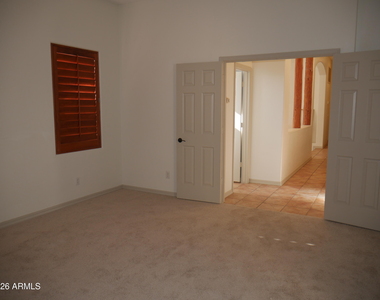 39410 N 26th Street - Photo Thumbnail 27