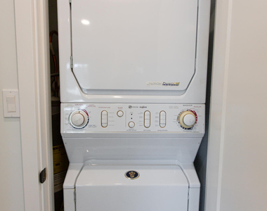 4310 N 78th Street - Photo Thumbnail 8