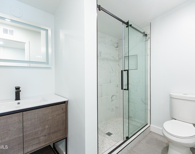 4310 N 78th Street - Photo Thumbnail 9