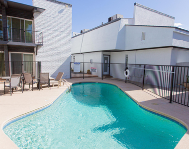 4310 N 78th Street - Photo Thumbnail 16