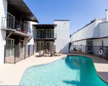 4310 N 78th Street - Photo Thumbnail 17