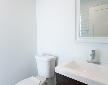 4310 N 78th Street - Photo Thumbnail 5