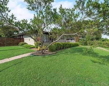 6501 E Mockingbird Lane - Photo Thumbnail 7
