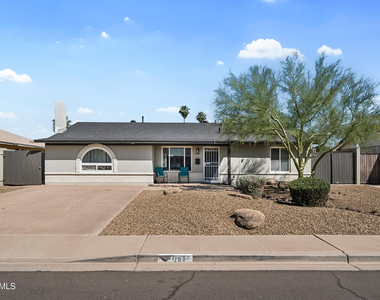 208 E Oxford Drive - Photo Thumbnail 28