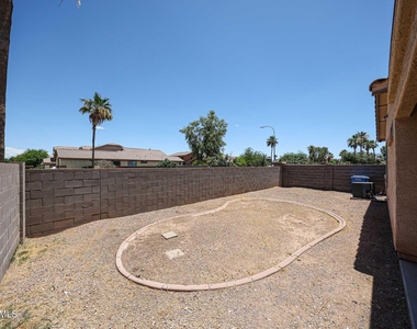 6307 S 69th Glen - Photo Thumbnail 37
