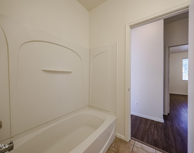6307 S 69th Glen - Photo Thumbnail 20