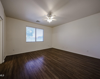6307 S 69th Glen - Photo Thumbnail 16