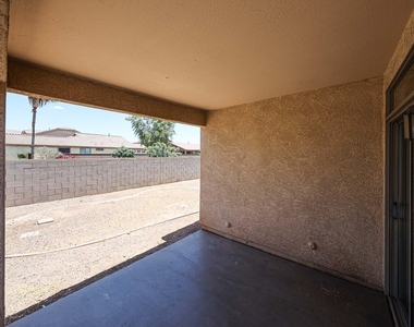6307 S 69th Glen - Photo Thumbnail 32