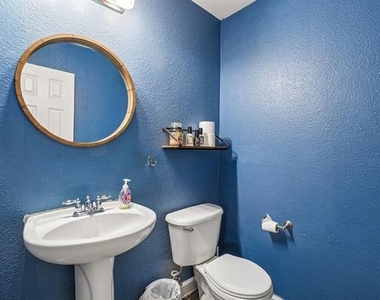 1220 Mockingbird Drive - Photo Thumbnail 20