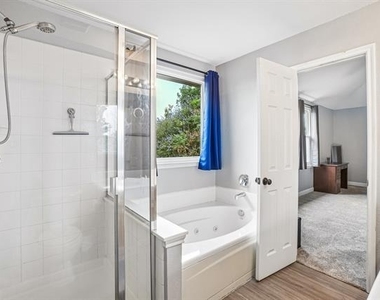 1220 Mockingbird Drive - Photo Thumbnail 26