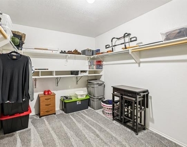 1220 Mockingbird Drive - Photo Thumbnail 27