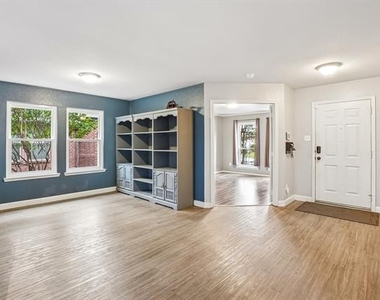 1220 Mockingbird Drive - Photo Thumbnail 1