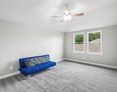 1220 Mockingbird Drive - Photo Thumbnail 33
