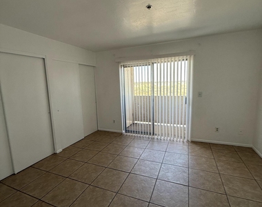 12123 W Bell Road - Photo Thumbnail 26