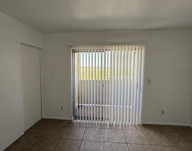 12123 W Bell Road - Photo Thumbnail 32