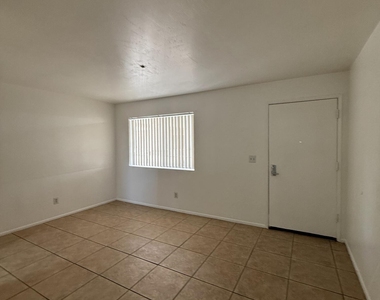 12123 W Bell Road - Photo Thumbnail 8