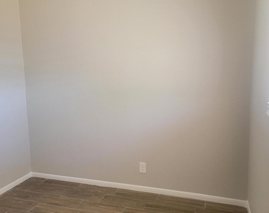 204 N Standage Street - Photo Thumbnail 29