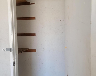 204 N Standage Street - Photo Thumbnail 34