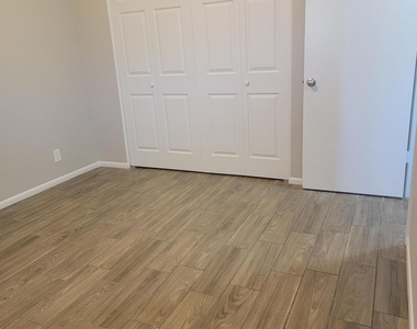 204 N Standage Street - Photo Thumbnail 20