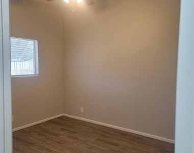 204 N Standage Street - Photo Thumbnail 18
