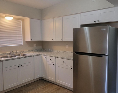 204 N Standage Street - Photo Thumbnail 11