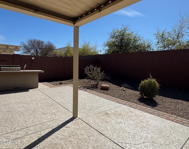 135 W Yellow Wood Avenue - Photo Thumbnail 2