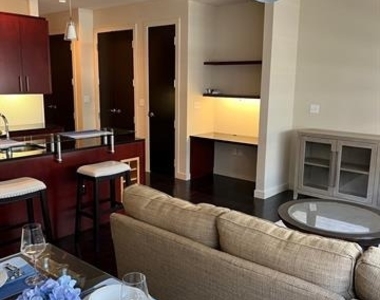 2600 W 7th Street - Photo Thumbnail 6