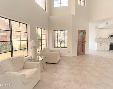 19907 N Denaro Drive - Photo Thumbnail 13