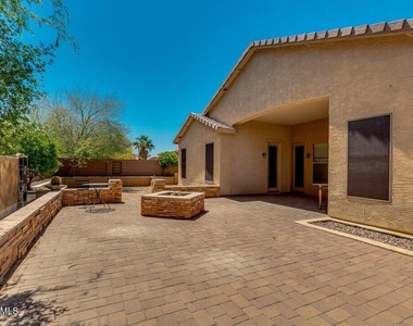 6113 S 44th Lane - Photo Thumbnail 22