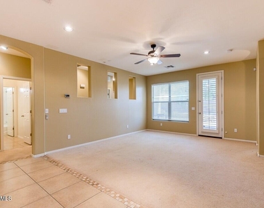 6113 S 44th Lane - Photo Thumbnail 11