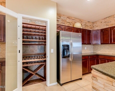 6113 S 44th Lane - Photo Thumbnail 6