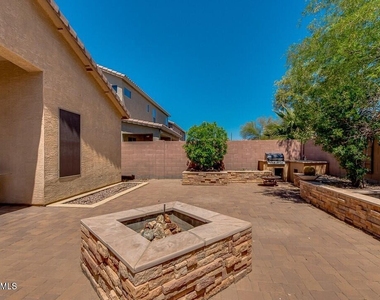 6113 S 44th Lane - Photo Thumbnail 23