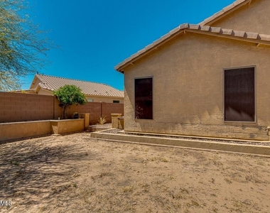 6113 S 44th Lane - Photo Thumbnail 24